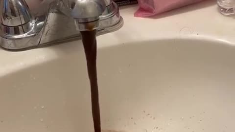 What running water looks like in the American city of Jackson, Mississippi, right now.