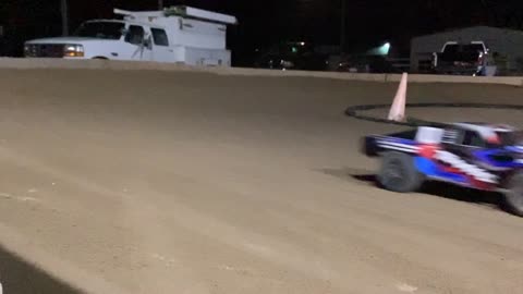 SLO mo racing at Metz rc raceway