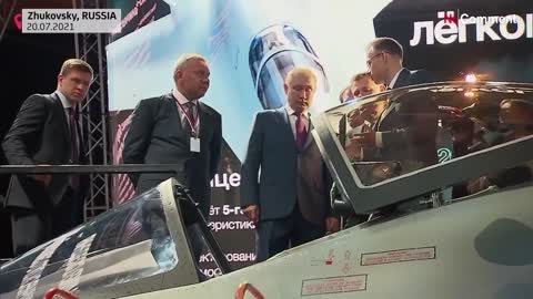 La Russie dévoile son avion de combat du futur