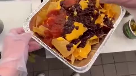 4 LBS of Nachos