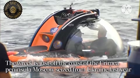 Russian President Vladimir Putin pays visit to Crimea in a submarine