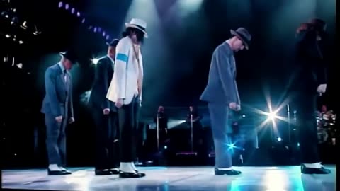 Michael Jackson - Smooth Criminal (Live 1992 In Bucharest) Remastered Full