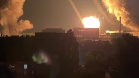 Footage of rocket strikes on the territory of the Yuzhmash plant in Dnepropetrovsk tonight