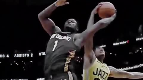 Jordan Clarkson INSANE BLOCK makes Zion have a SCARY FALL!😳