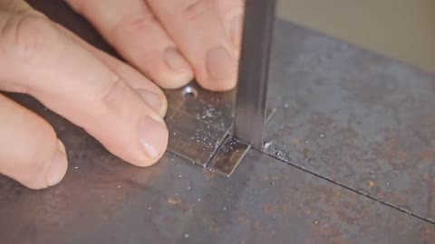 How to easily make Hinges - including the Jig - using Basic Tools6