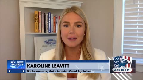 Karoline Leavitt: "The people here are starting to smell that Ron DeSantis is a phony"