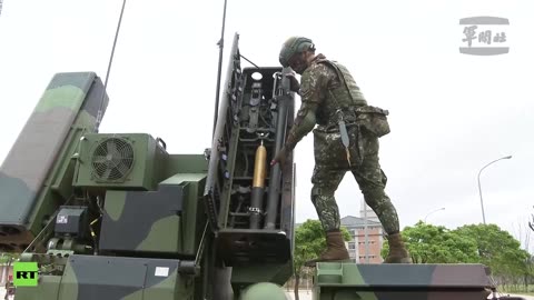 L'esercito di Taiwan conduce esercitazioni in risposta alle pattuglie di pronto intervento della Cina nello Stretto di Taiwan.