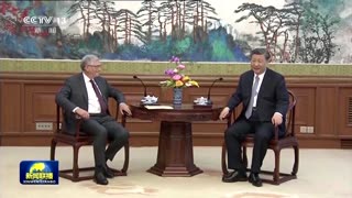 Chinese President Xi meets Bill Gates in Beijing