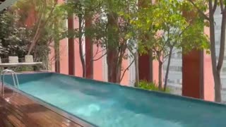 Earthquake Shakes Pool at Top of Building in Mexico