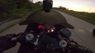 MOTORCYCLE STREET RACIN ! - (MOTOVLOG)