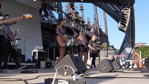 Erin Kelly Band performance at Musikfest 2021