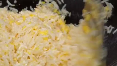 "Sizzling Eggs Fried Rice - A Quick & Flavorful Recipe"