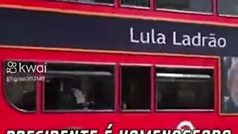 Lula sendo homenageado em Londres (maio 2023) kkkkk