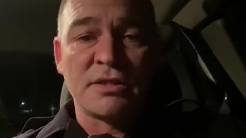 Police from The United States reflects and responds to seeing Canadian police officers stealing fuel