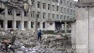 Russian forces lay siege to Ukraine's cities