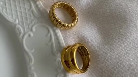 Adoyi Gold Hoop Earrings Set for Women✨