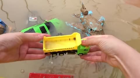 Fine Toys Construction Vehicles Looking for underground car