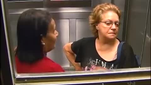 Extremely Scary Ghost Elevator Prank in Brazil-Menina Fantasma no Elevador-Just for laughs #trending