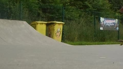 Skateboarding Hardflip A