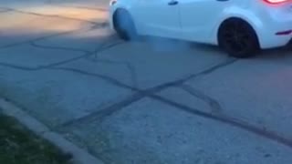 Kia Forte5 sx turbo burnout in the subdivision