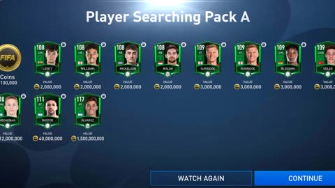 Fifa mobile game player searching pack A opening.