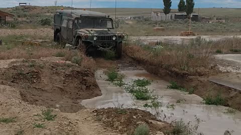 Humvee off road