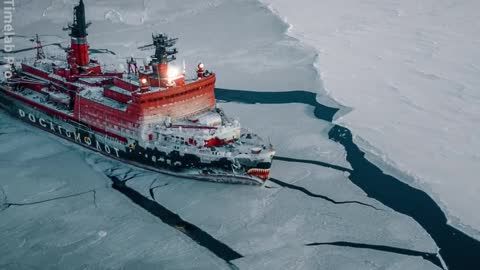 Icebreaking Ships: This Is How They Break Ice