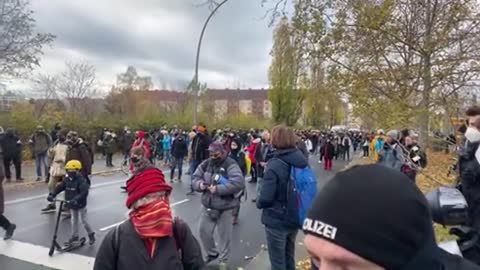 Demo in Berlin: Der linke Hass auf Regierungskritiker