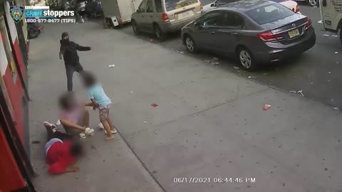 Man appears to use children as cover in brazen broad daylight shooting caught on video