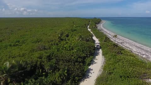 BEAUTIFUL BEACH off ROAD TRK