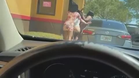 Video shows 4 women attacking, robbing Popeye's drive-through window in Florida