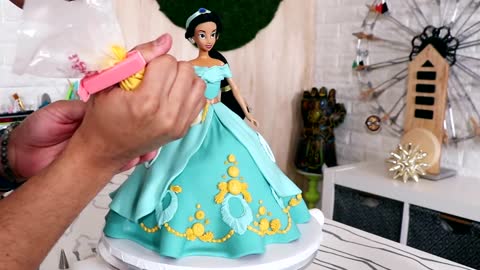 Princess Jasmine cake ( doll cake ) Aladdin ( cake art ) koalipops