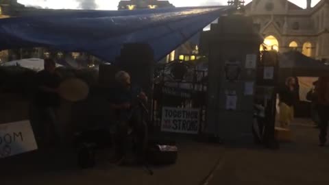 Luke Hurley LIVE Musician from Auckland at NZ Parliament Occupation 8:39PM 18 February Night 2022