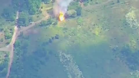 Images of combat work of Msta-B artillery gun crews on the front line.