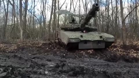 Combat work of the crews of T-80BVM tanks in the Kupyansk direction