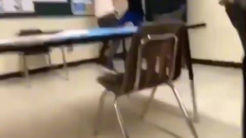 Insane Fight at School (Body slam)(Gone Crazy)