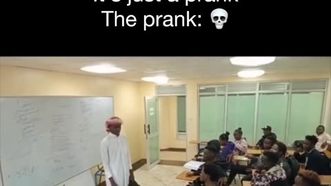 Fake bomb prank!!