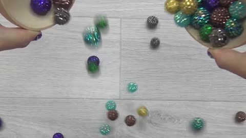 Mesmerizing Marbles and More: Oddly Satisfying Moments
