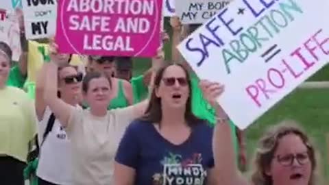 1,000+ Activists Enter Indiana State Capitol Over Abortion Rights