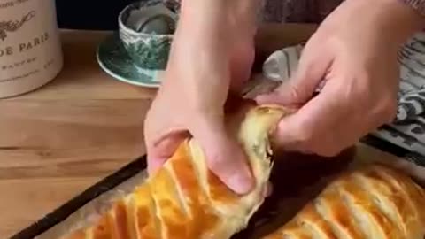 Delicious cheese fatayer