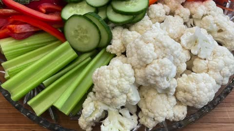 Vegetable Medley With Confetti Dip