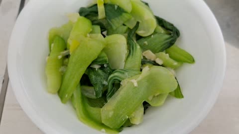 Herbs for bok choy.