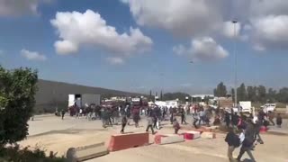 Israeli protesters attack aid trucks at Gaza’s Karm Abu Salem border crossing