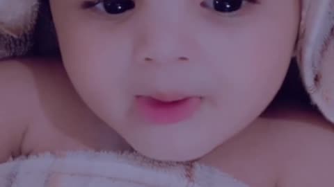 Cute baby girl 😍 sooo sweet
