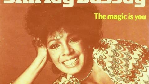 Shirley Bassey --- This Is My Life (La Vita)