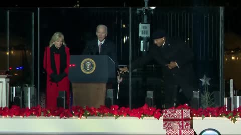 Bidens light National Christmas Tree