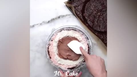 Satisfying Cake Decorating