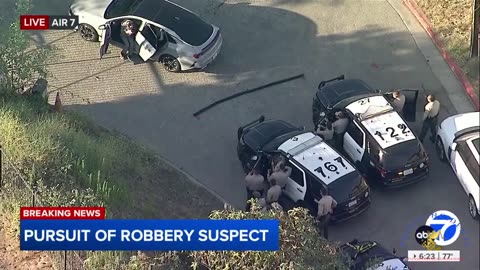 A robbery suspect live-streamed himself while being pursued by the LA County Sheriff.