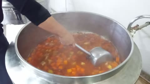 Super Giant Carrot Soup