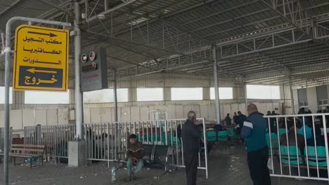 We can't even find bread’: foreign passport holders stuck at Rafah crossing